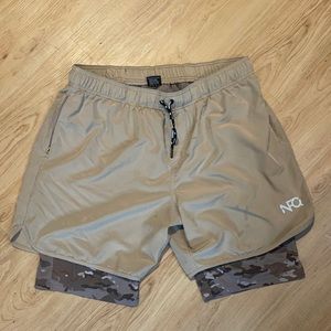 Men’s XXL 2-1 Compression Shorts - NFQ